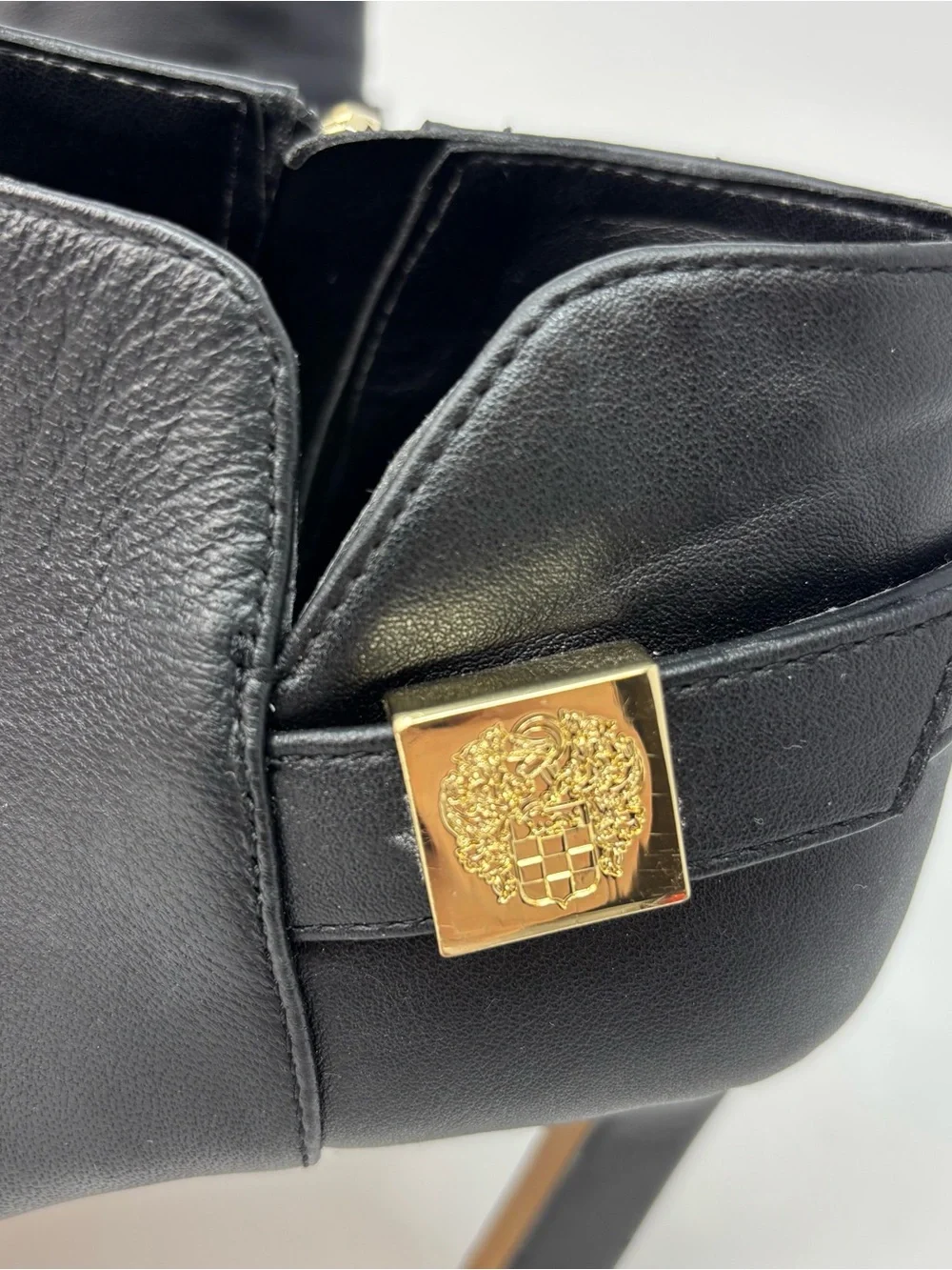 Vince Camuto Lokarie Black Leather Ankle Booties Gold Accent Heel Size 8.5